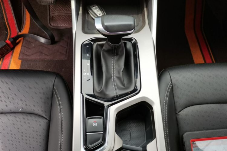 GEELY Emgrand 2023 car image #14