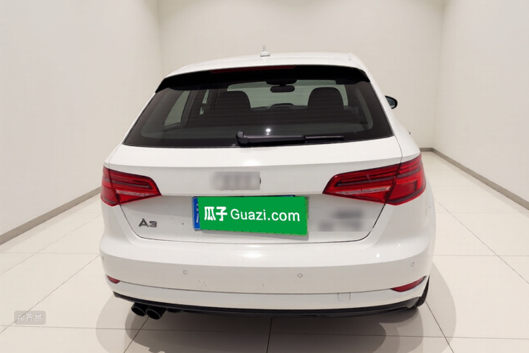 Audi A3 2018 car image #6