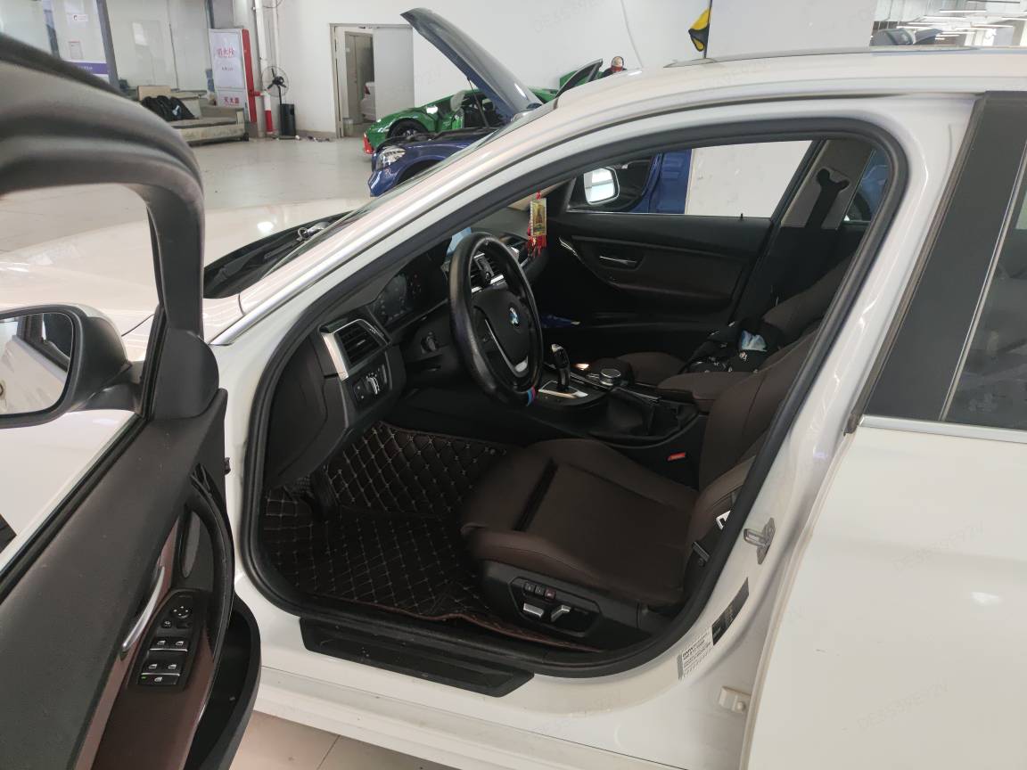 BMW 3 Series 2018 #6 BMW 3 Series 2018 car image #6
