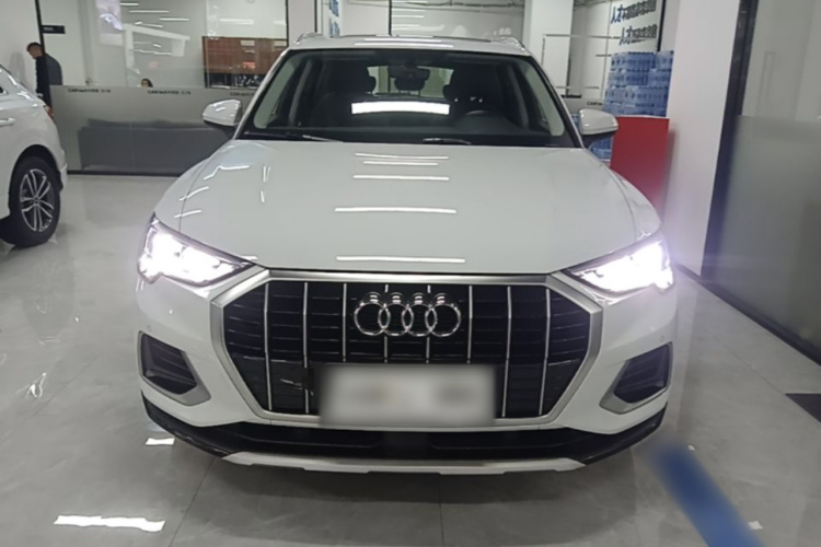 Audi Q3 2021 #3 Audi Q3 2021 изображение автомобиля #3