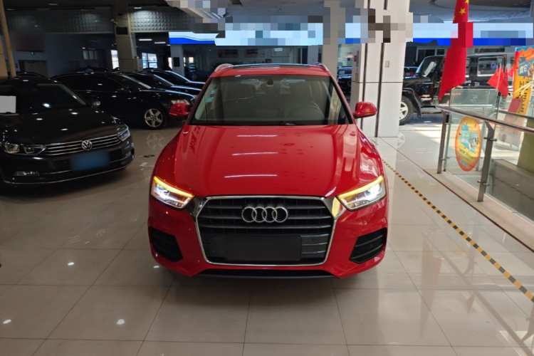Audi Q3 2017 car image #3
