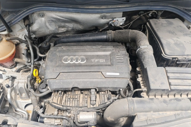 Audi Q3 2019 car image #22