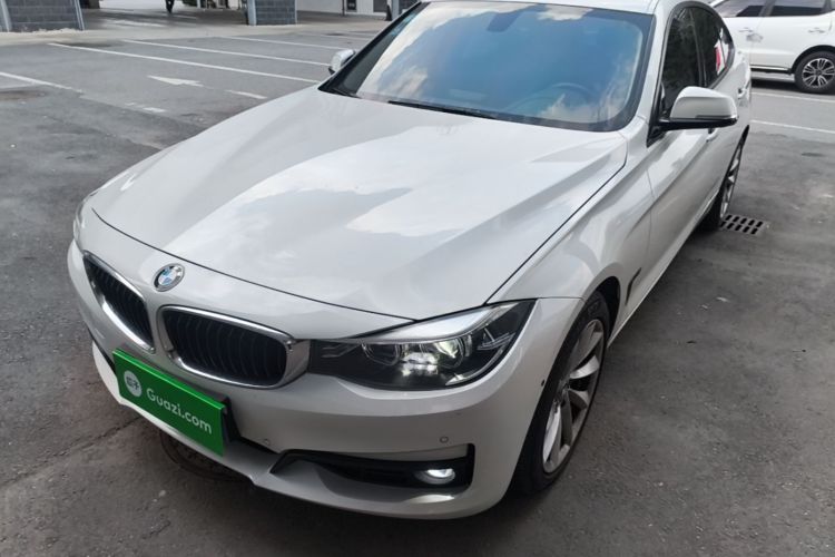 BMW 3 Series GT 2019 #2 BMW 3 Series GT 2019 صورة سيارة #2