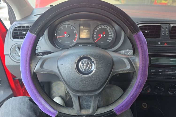Volkswagen Polo 2016 immagine di auto #11