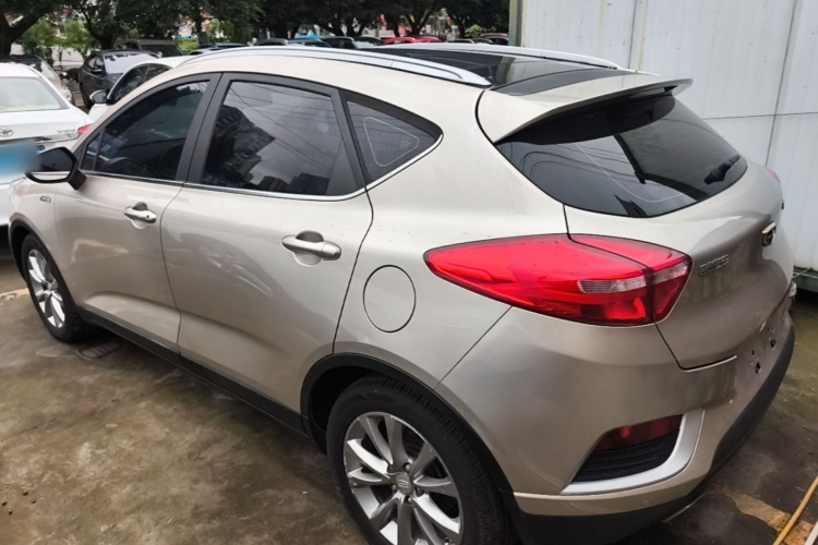 GEELY Emgrand GS 2016 car image #5