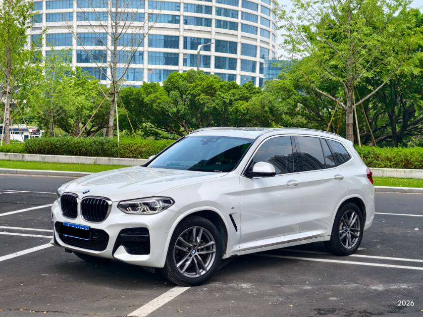 BMW X3 2021 BMW X3 2021 car image