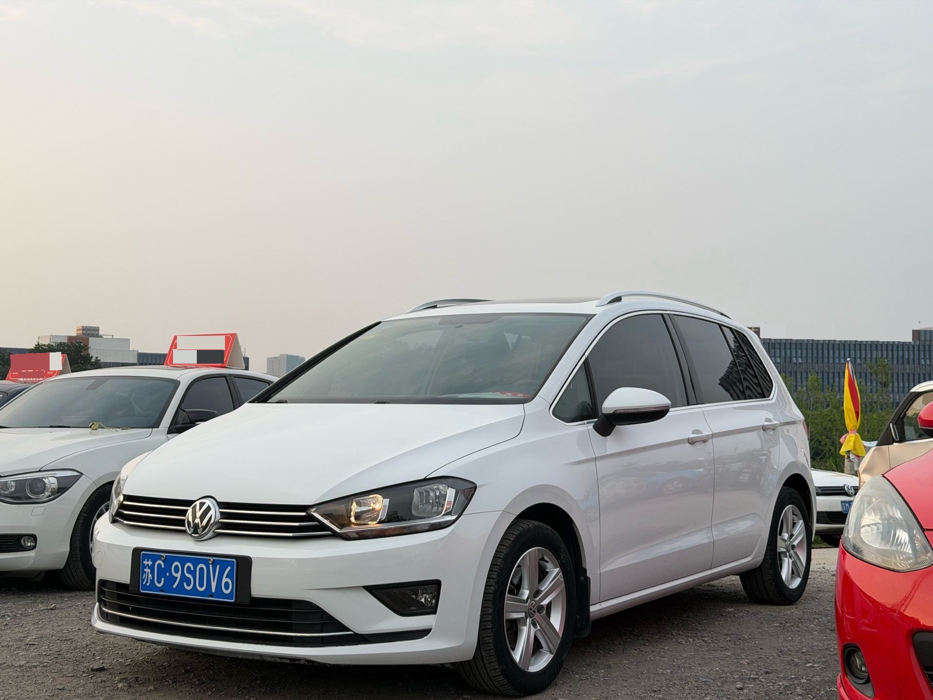 Volkswagen Golf Sportsvan 2018 car image 