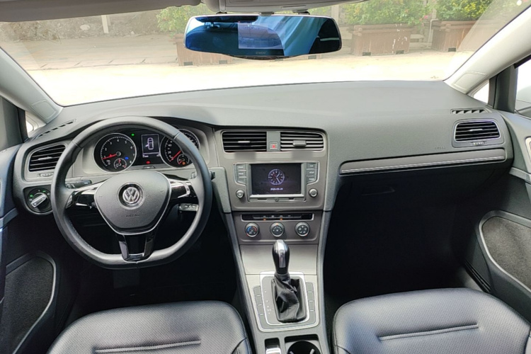 Volkswagen Golf 2017 #10 Volkswagen Golf 2017 car image #10