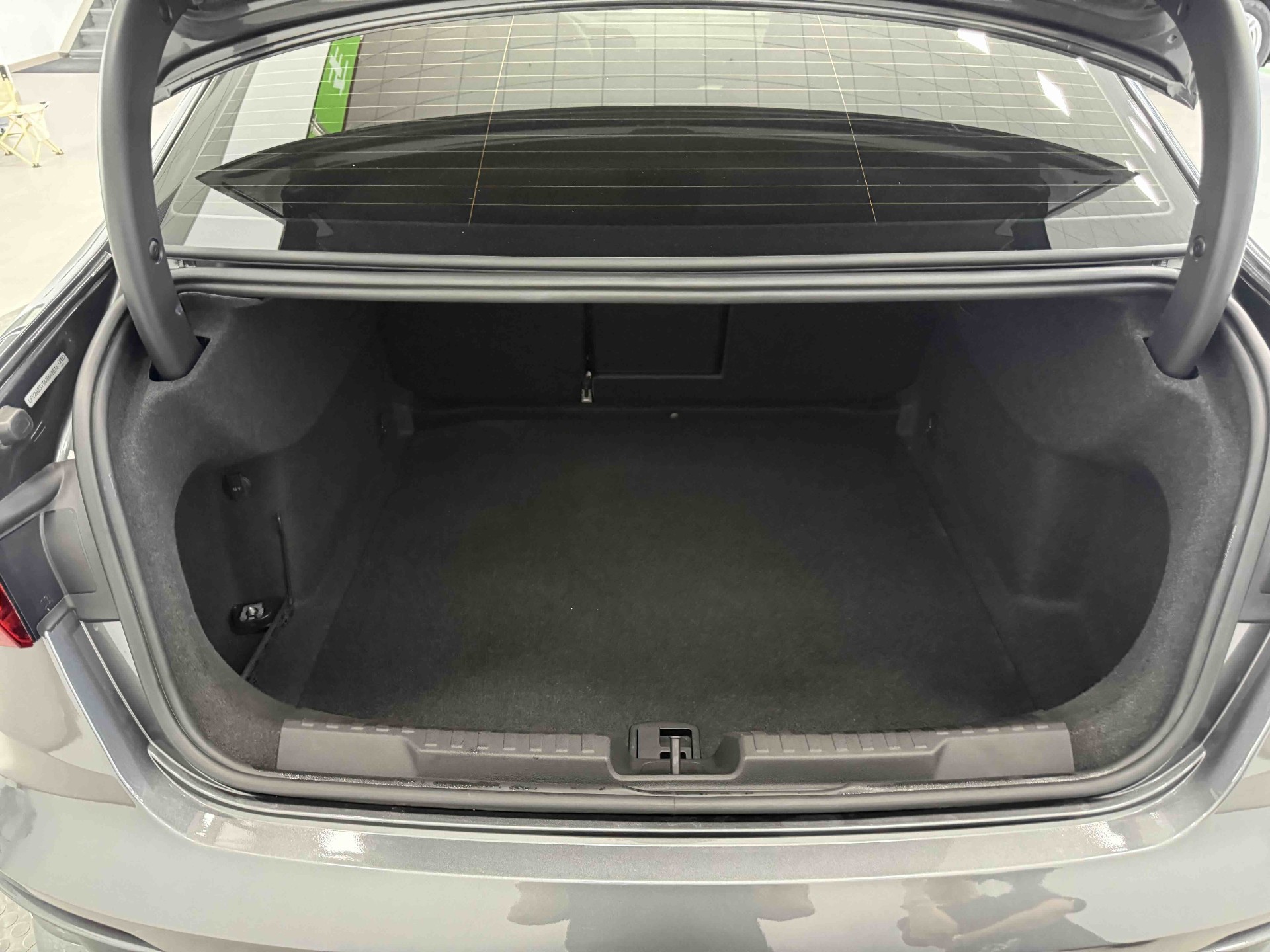 2022 immagine di auto #5