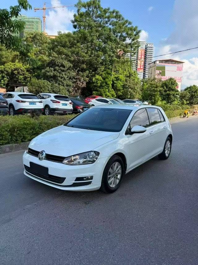 Volkswagen Golf 2017 Volkswagen Golf 2017 car image