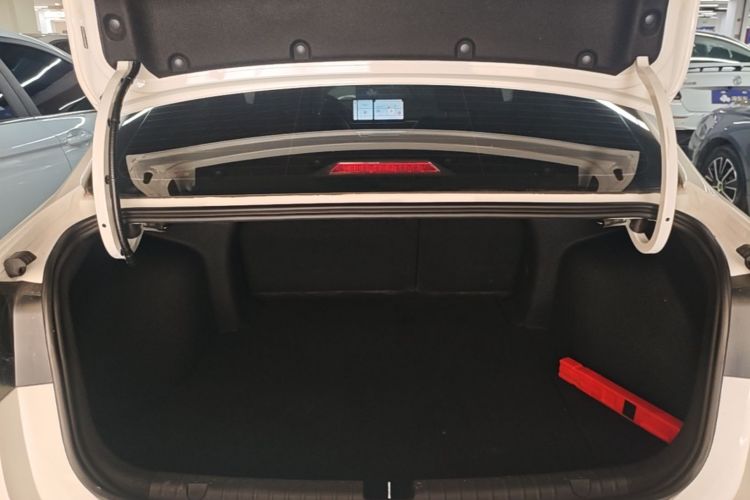 GEELY Emgrand 2023 #19 GEELY Emgrand 2023 car image #19