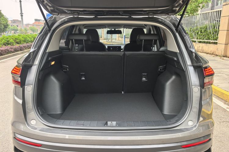 GEELY Coolray 2024 #14 GEELY Coolray 2024 car image #14