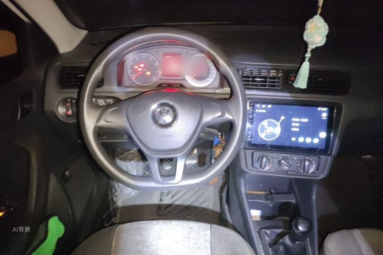 Volkswagen Santana 2017 car image #12