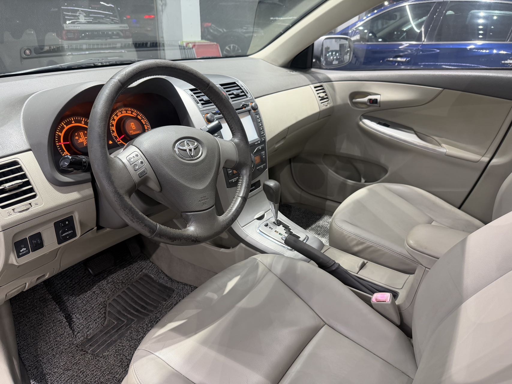 Toyota Corolla 2010 #7 Toyota Corolla 2010 car image #7