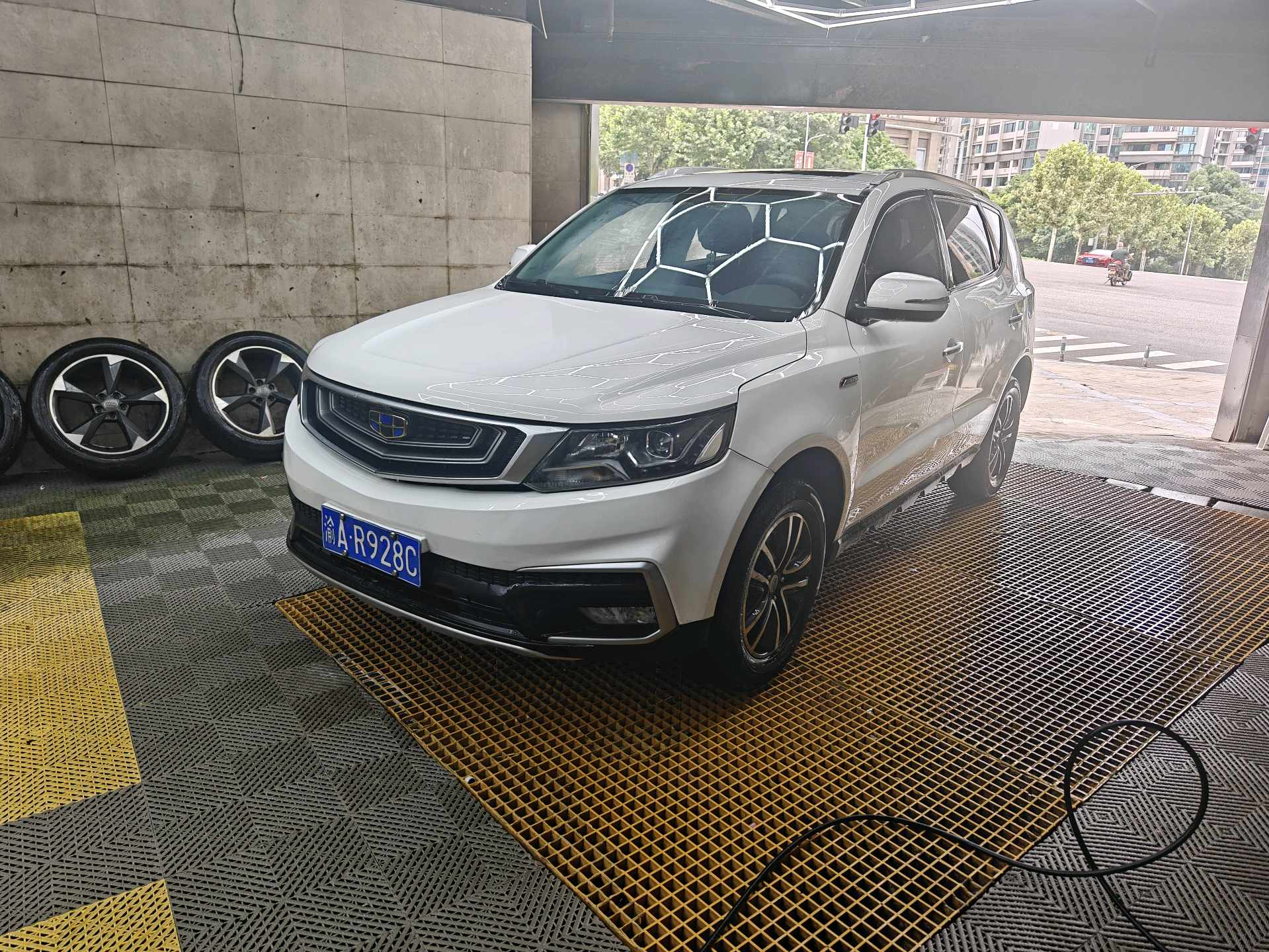 GEELY Vision X6 2018 GEELY Vision X6 2018 car image