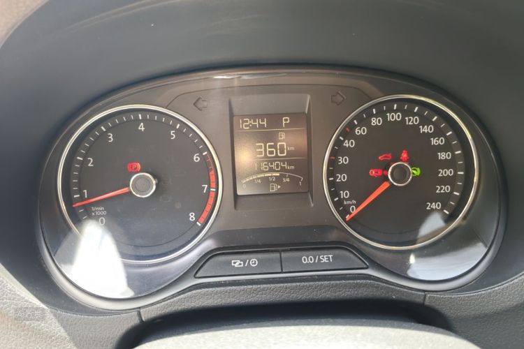 Volkswagen Polo 2017 #13 Volkswagen Polo 2017 car image #13