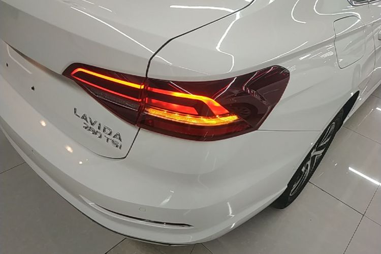Volkswagen Lavida 2022 car image #8