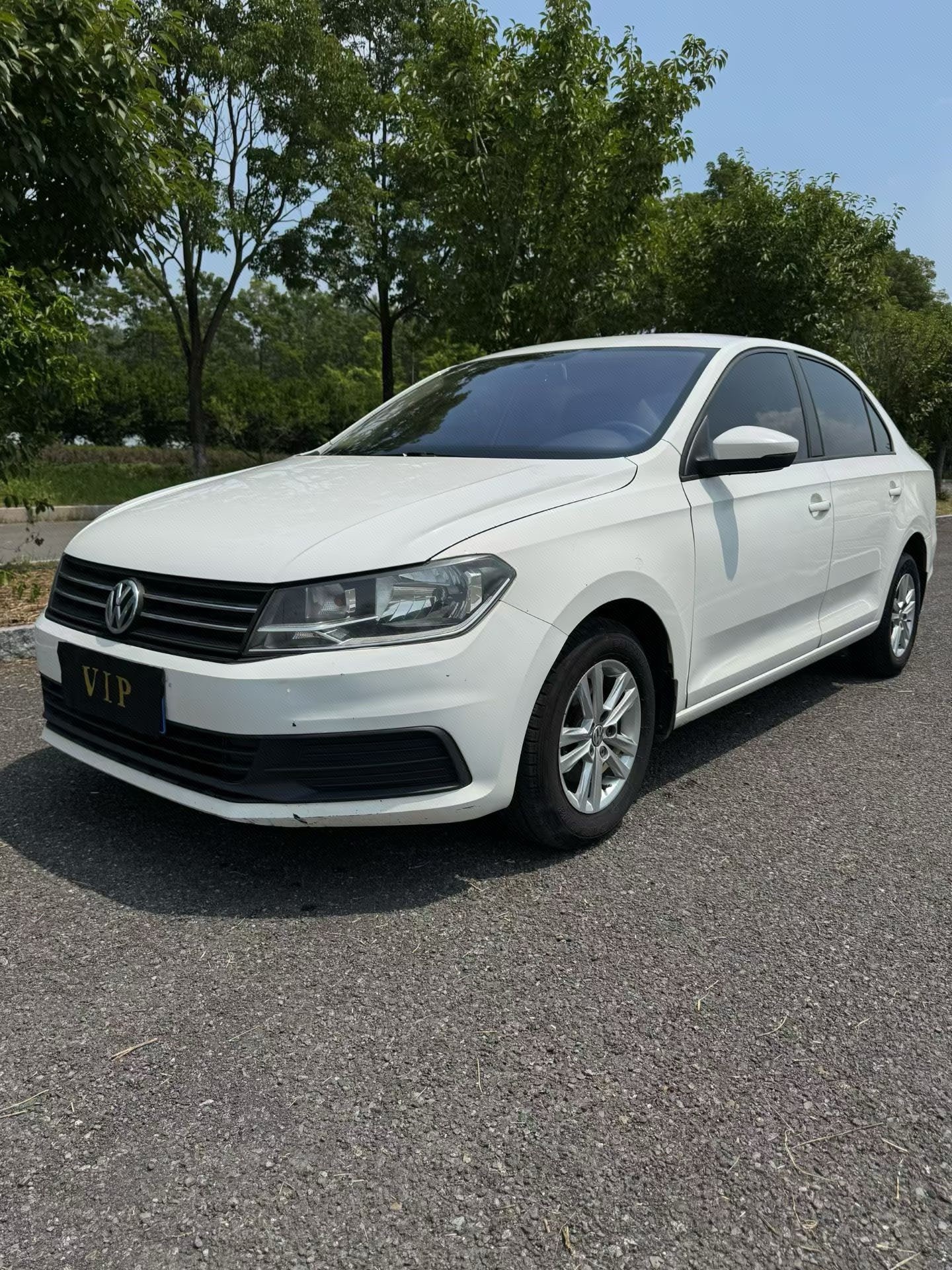 Volkswagen Santana 2017 car image 