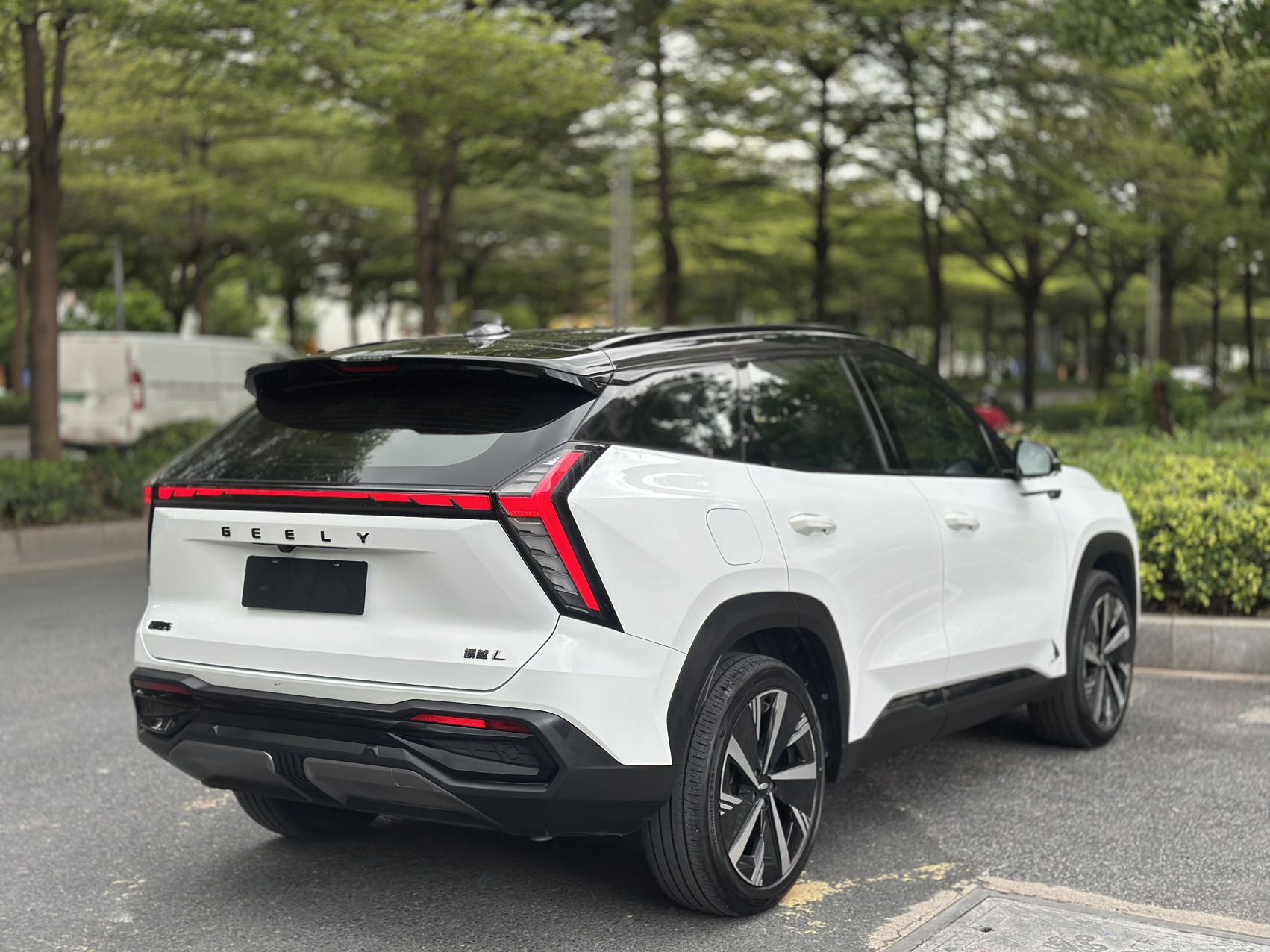 GEELY Boyue L 2023 car image #7