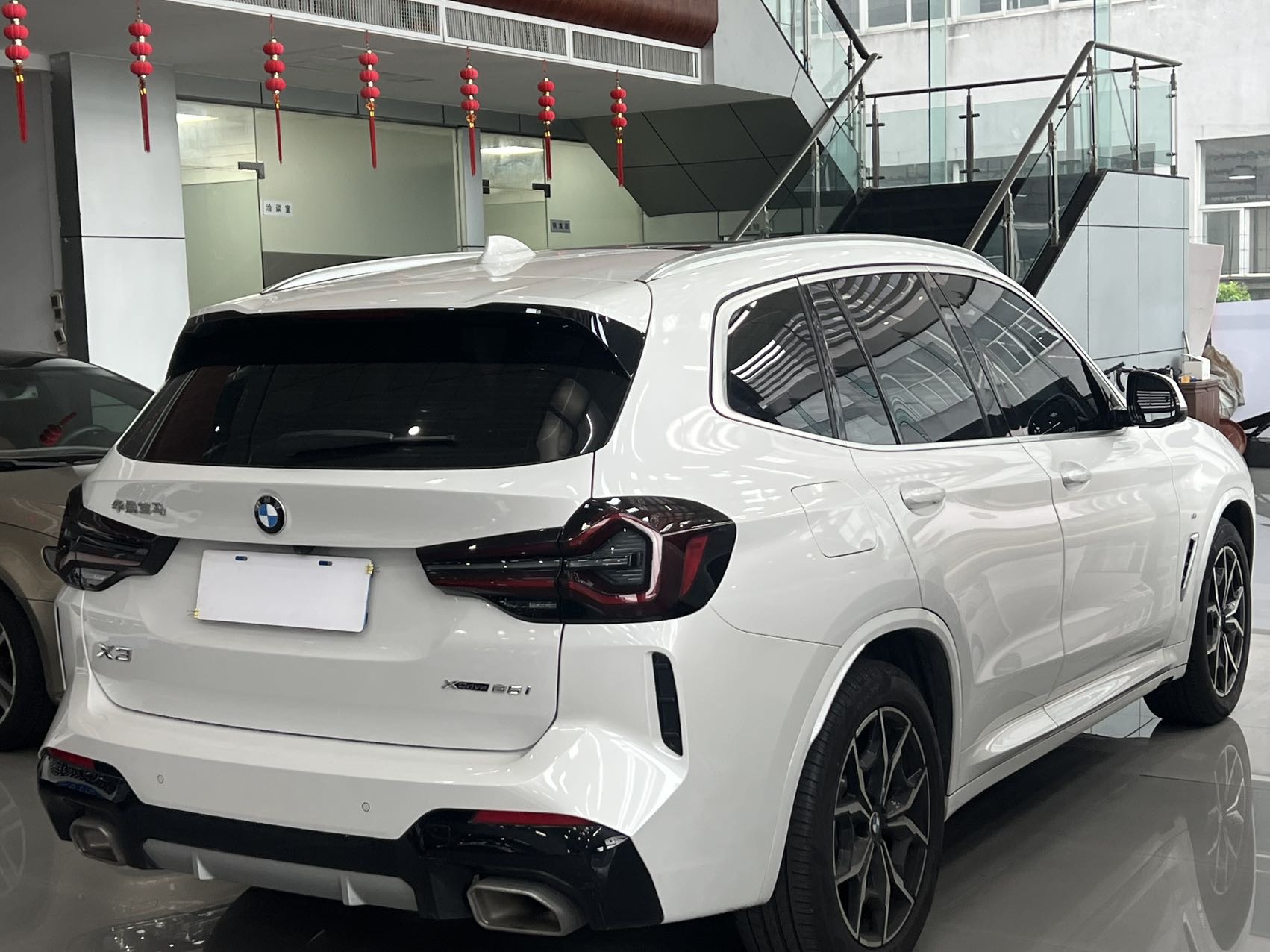 BMW X3 2024 car image #9