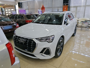 Audi Q3 2023 Audi Q3 2023 car image