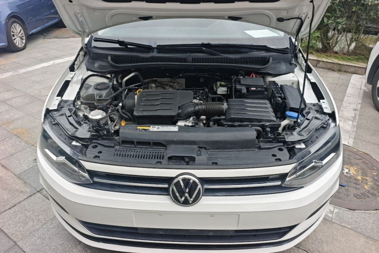 Volkswagen Polo 2021 immagine di auto #20