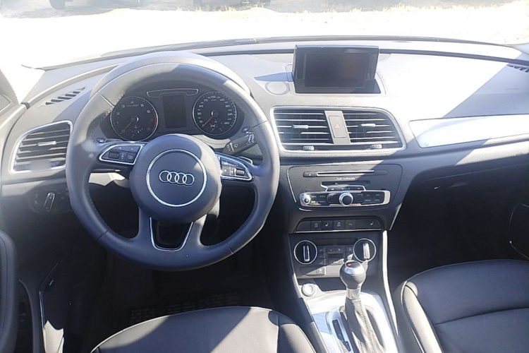 Audi Q3 2019 #10 Audi Q3 2019 car image #10
