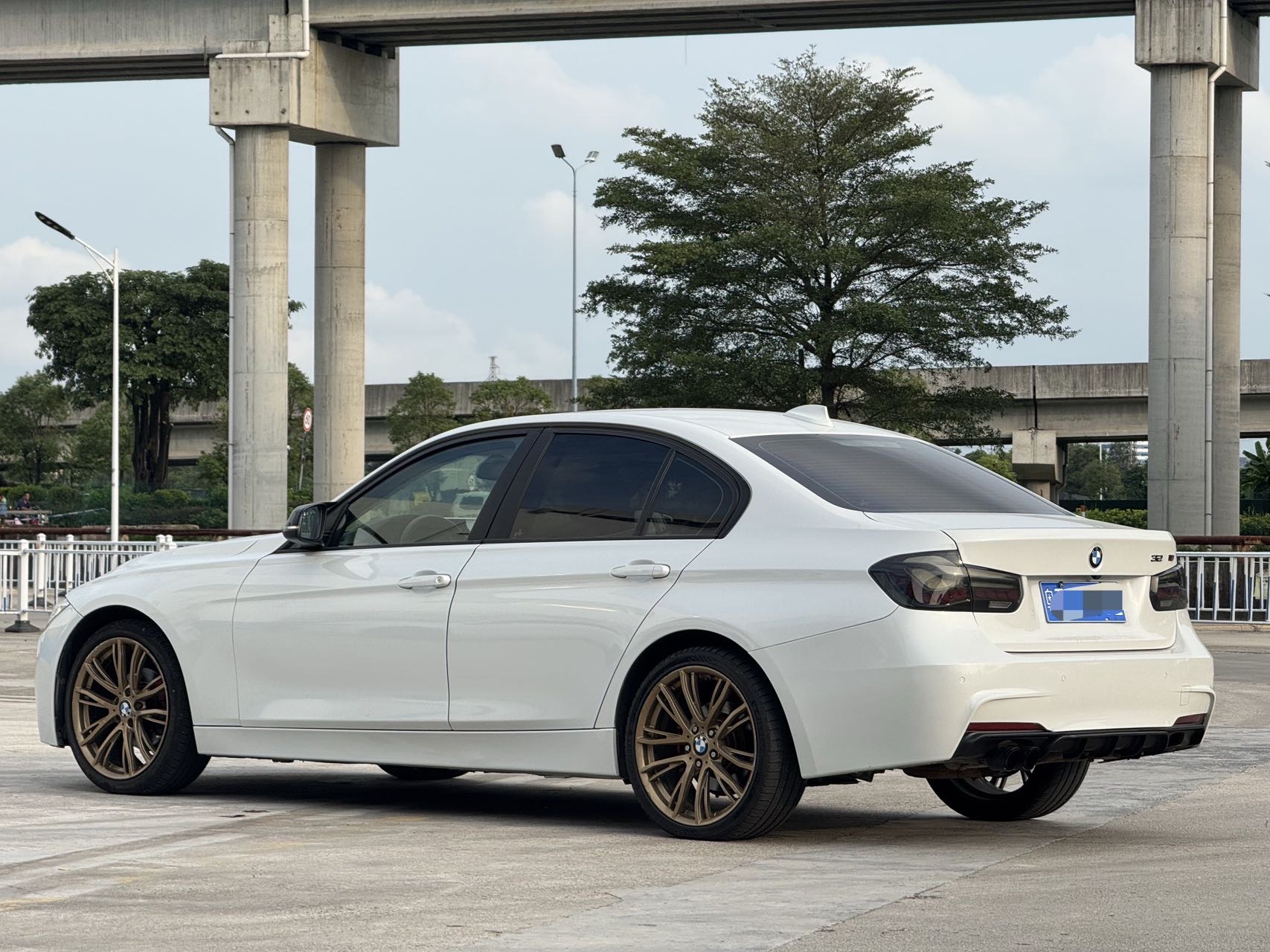 BMW 3 Series 2015 #7 BMW 3 Series 2015 car image #7