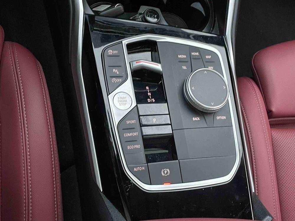 BMW 3 Series 2024 car image #12