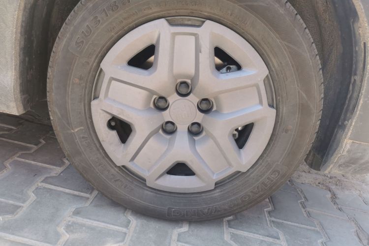 BYD YuanUP 2025 #6 BYD YuanUP 2025 car image #6