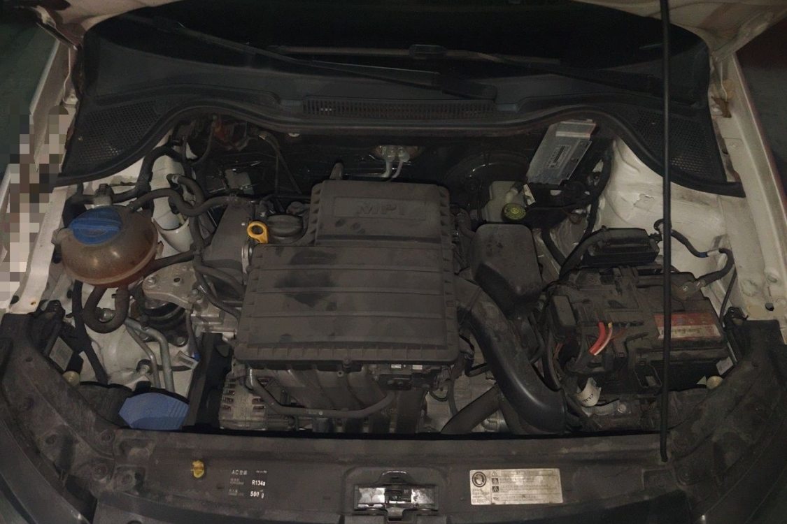 Volkswagen Polo 2016 car image #10