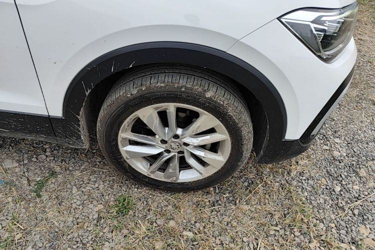 Volkswagen T-Cross 2020 car image #9