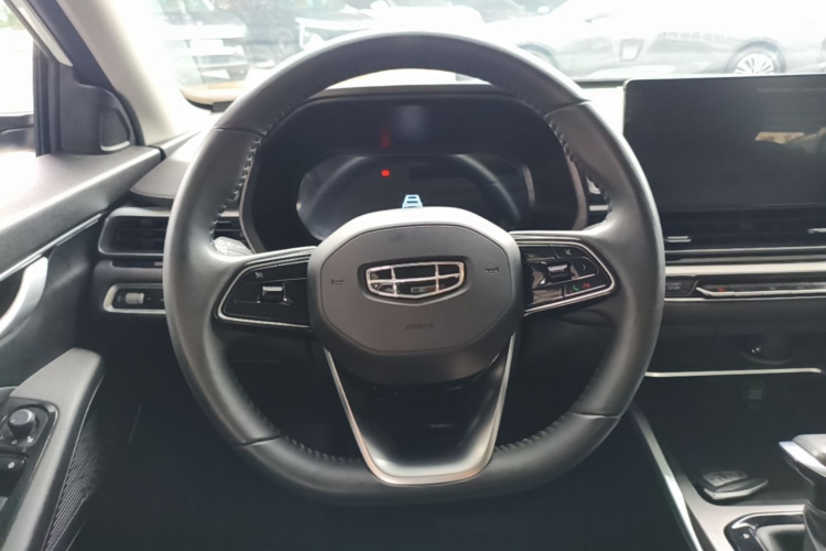 GEELY Emgrand 2023 car image #11