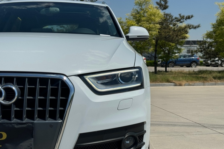 Audi Q3 2016 #9 Audi Q3 2016 car image #9
