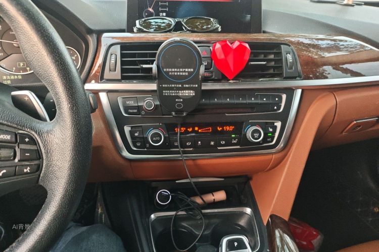 BMW 3 Series 2015 #15 BMW 3 Series 2015 immagine di auto #15