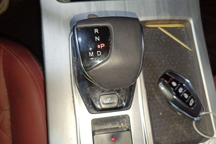 Jetour X70 PLUS 2023 #14 Jetour X70 PLUS 2023 car image #14