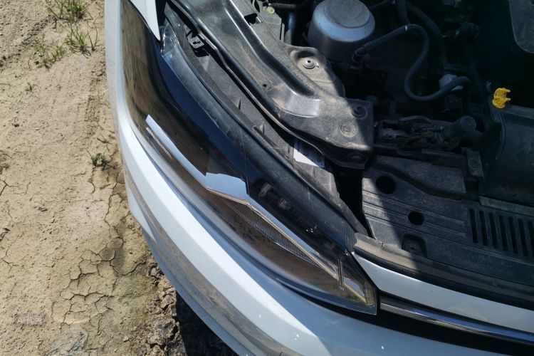 Volkswagen Polo 2023 car image #8