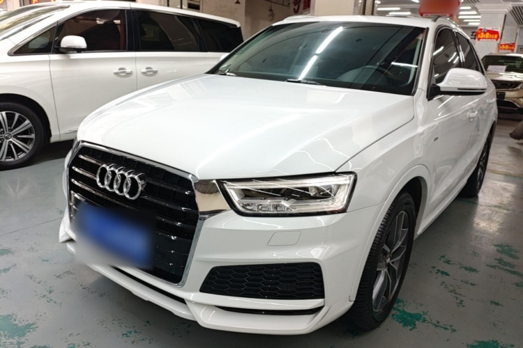 Audi Q3 2019 #2 Audi Q3 2019 car image #2