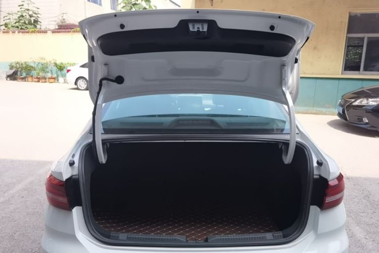 Volkswagen Lavida 2023 car image #19
