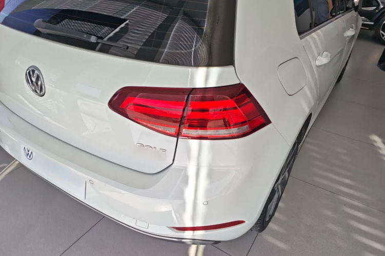 Volkswagen Golf 2020 #8 Volkswagen Golf 2020 car image #8