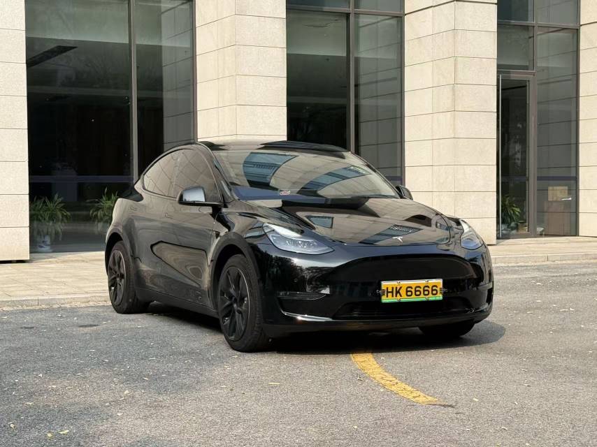 Tesla Model Y 2022 car image #5