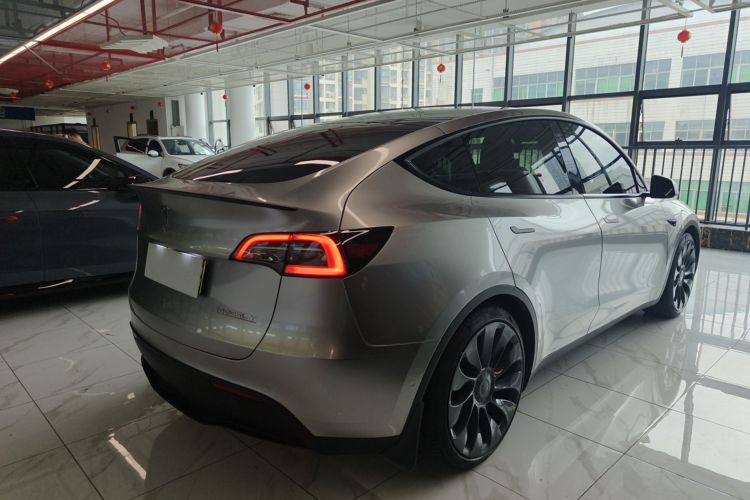 Tesla Model Y 2022 #7 Tesla Model Y 2022 car image #7