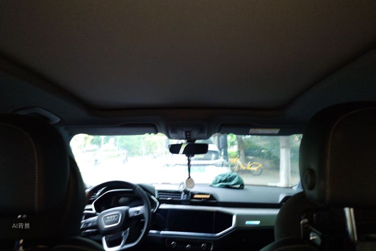 Audi Q3 2024 car image #20