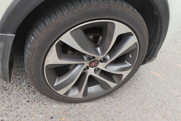 BYD Yuan 2016 #9 BYD Yuan 2016 изображение автомобиля #9