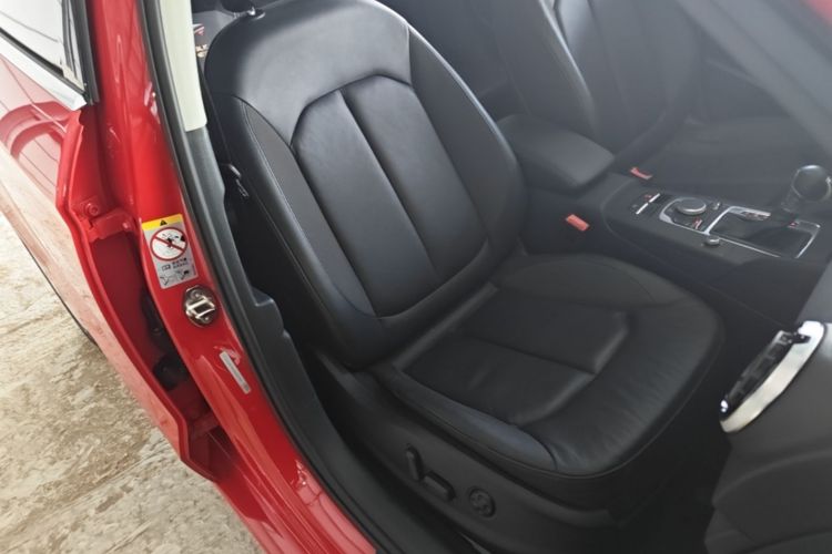 Audi A3 2016 car image #24
