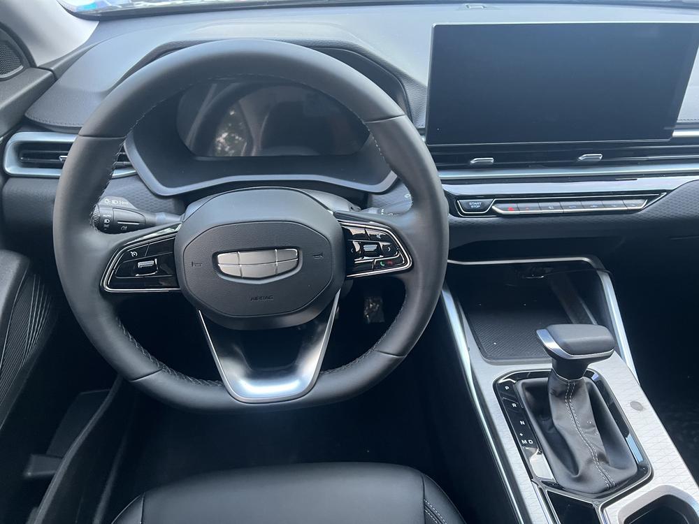 GEELY Emgrand 2025 car image #9