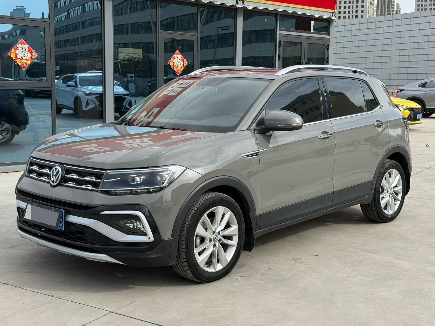 Volkswagen T-Cross 2020 car image 