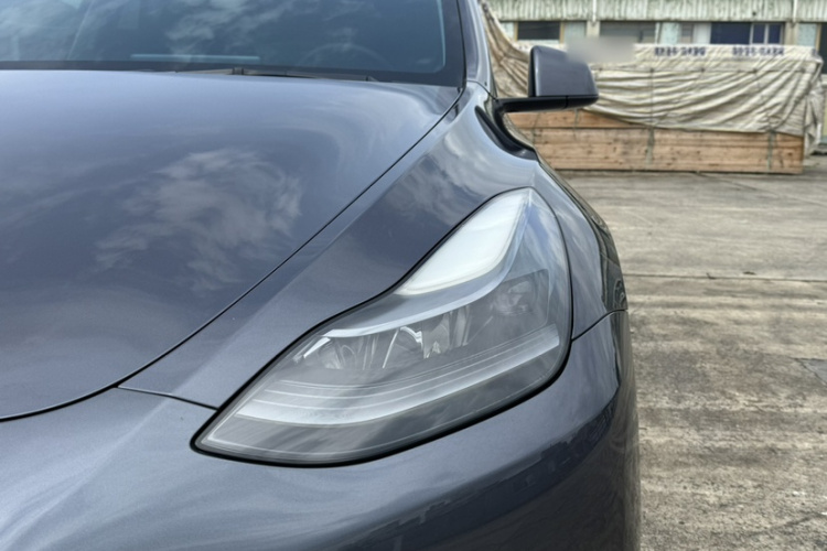Tesla Model Y 2021 #22 Tesla Model Y 2021 car image #22