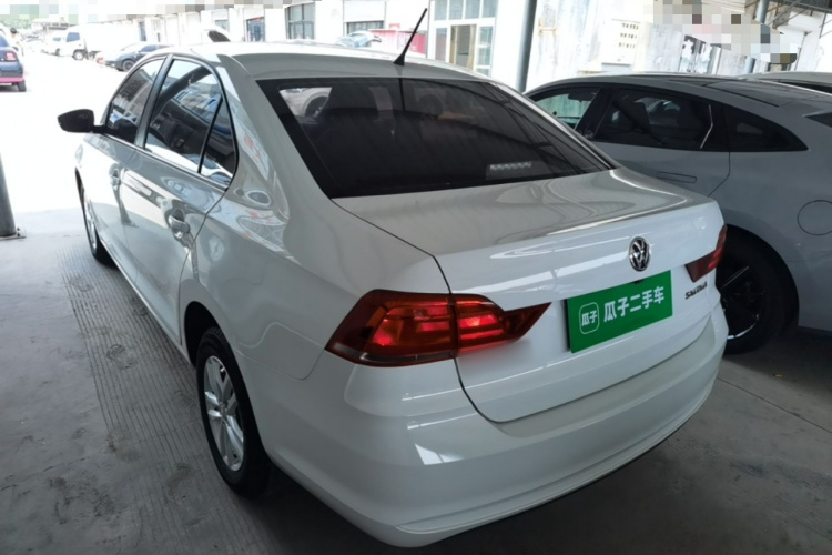 Volkswagen Santana 2018 car image #5