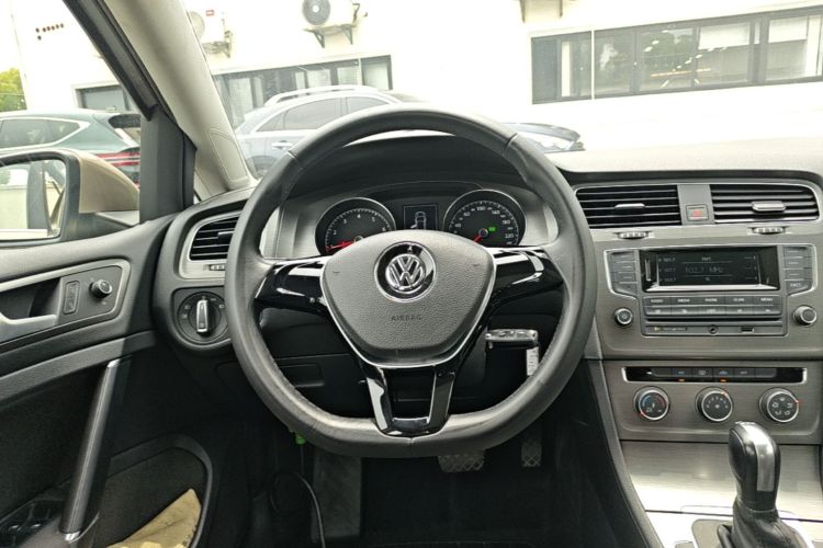 Volkswagen Golf 2017 #11 Volkswagen Golf 2017 car image #11